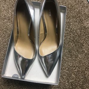 Women's Apt. 9 "KENLY" SILVER Size 9.5